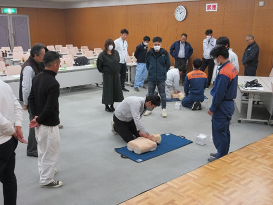 �ߘa�V�N�x���S�q�����i���C����J�Â��܂���